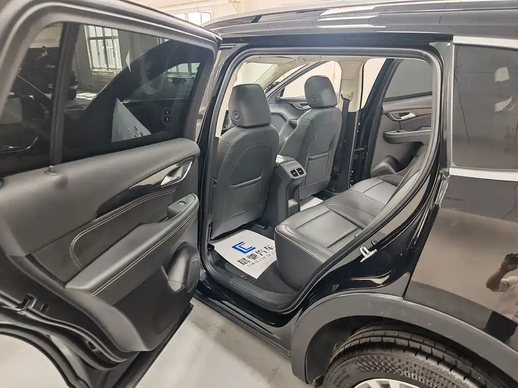 Buick Envision Plus — миниатюра 9