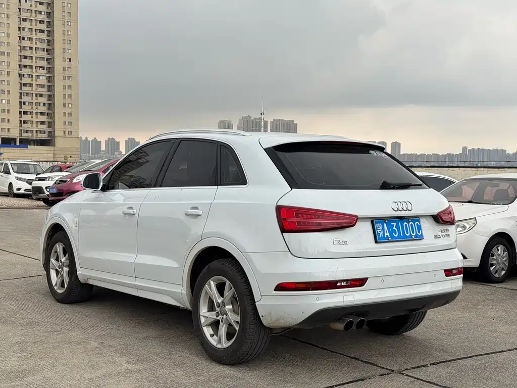Audi Q3 — миниатюра 12