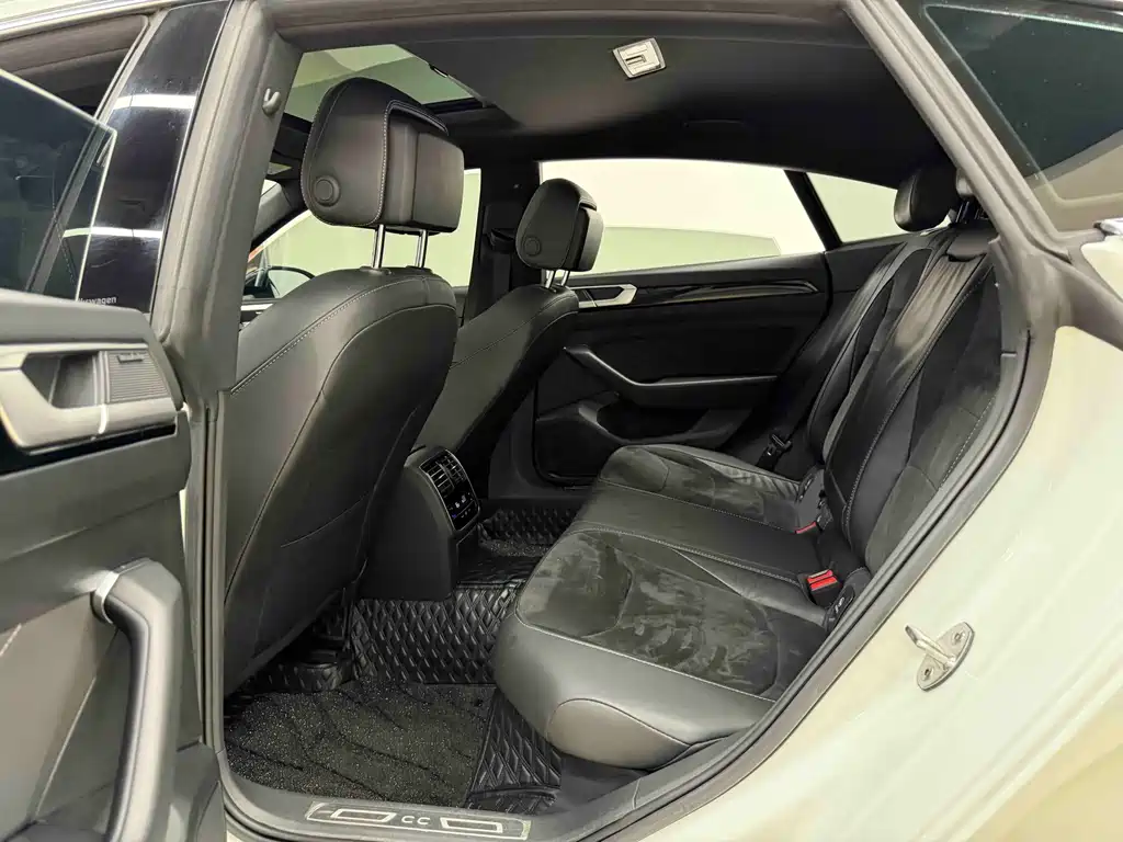 Volkswagen CC — миниатюра 14