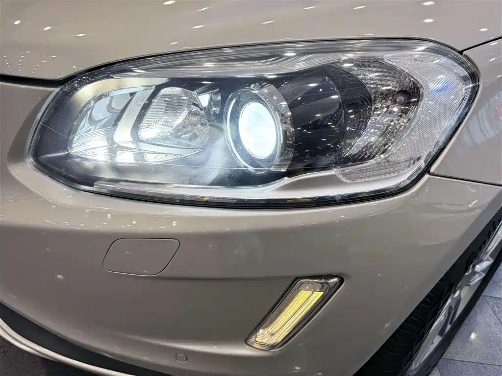 Volvo XC60 — миниатюра 31