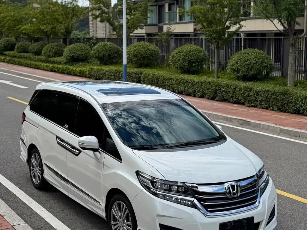 Honda Elysion — миниатюра 3
