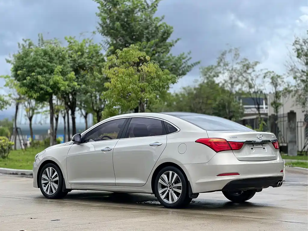 Hyundai Mistra — миниатюра 6