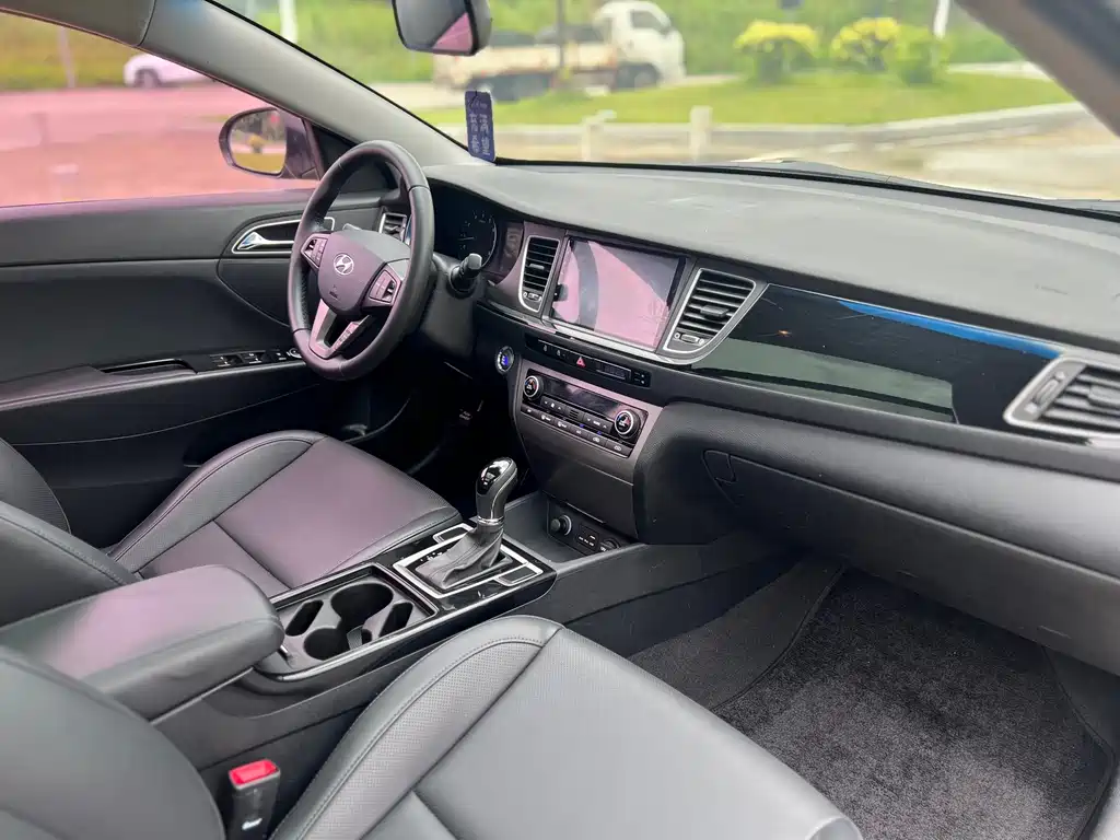 Hyundai Mistra — миниатюра 17