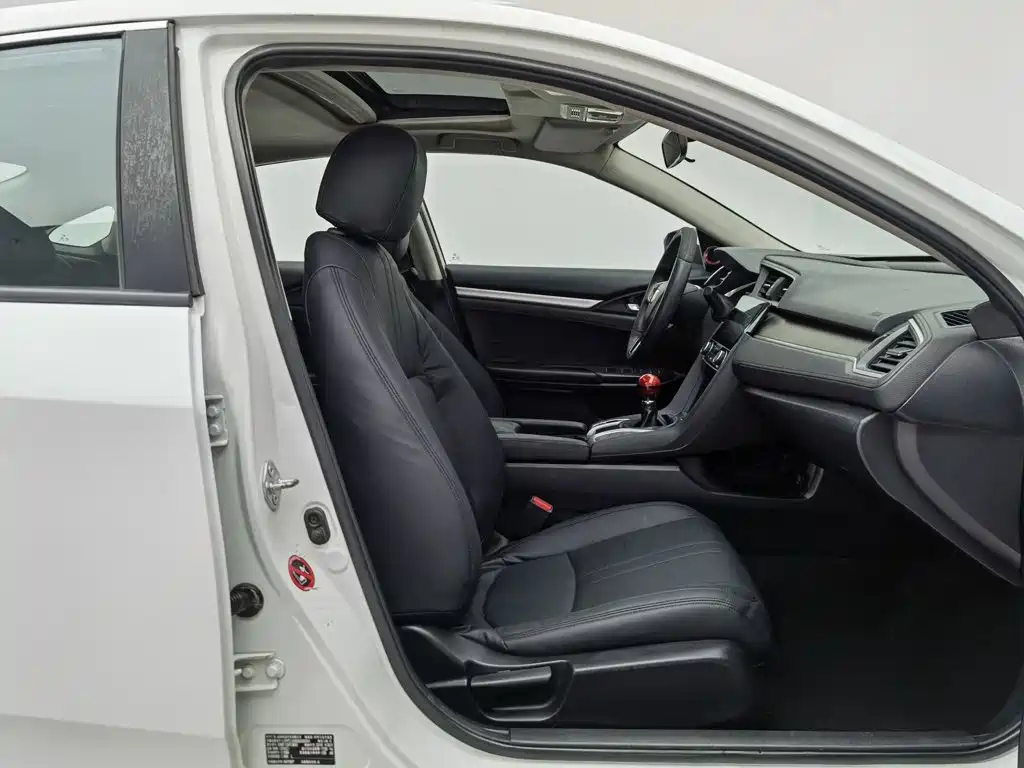 Honda Civic — миниатюра 23