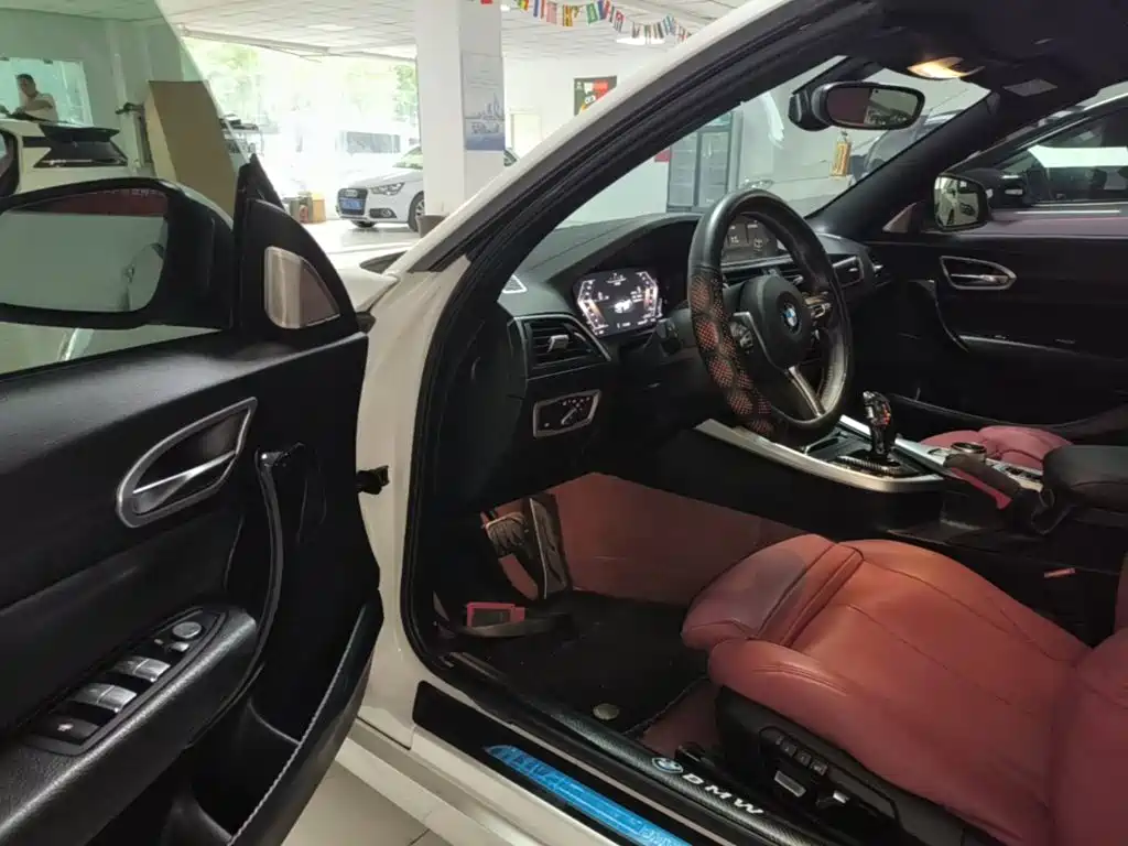 BMW 2 Series (Import) — миниатюра 16