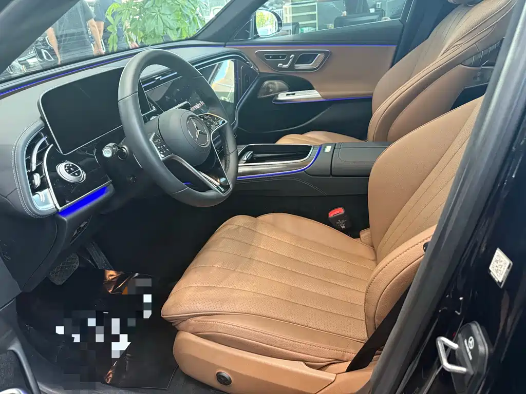 Mercedes-Benz E-Class — миниатюра 4