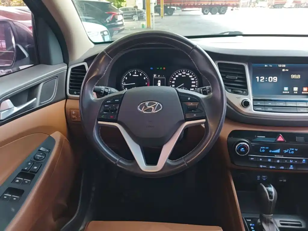 Hyundai Tucson — миниатюра 11
