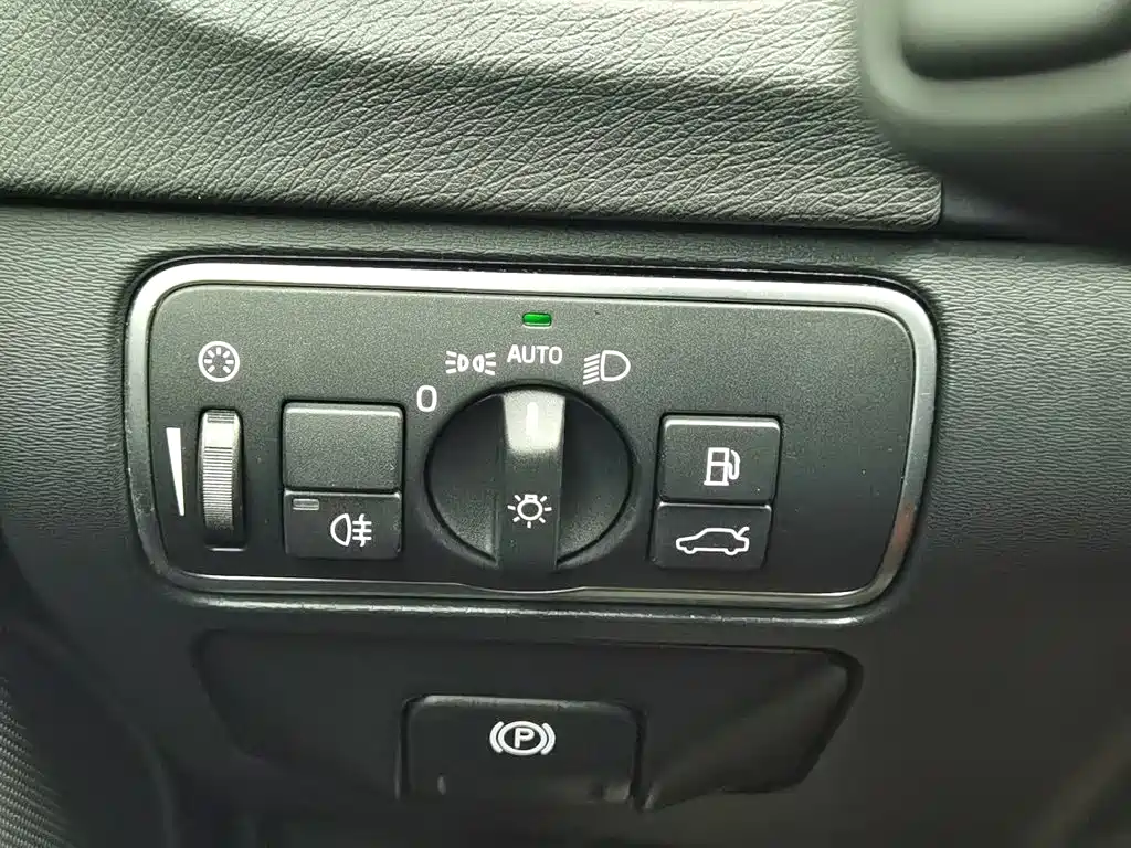 Volvo V60 — миниатюра 21