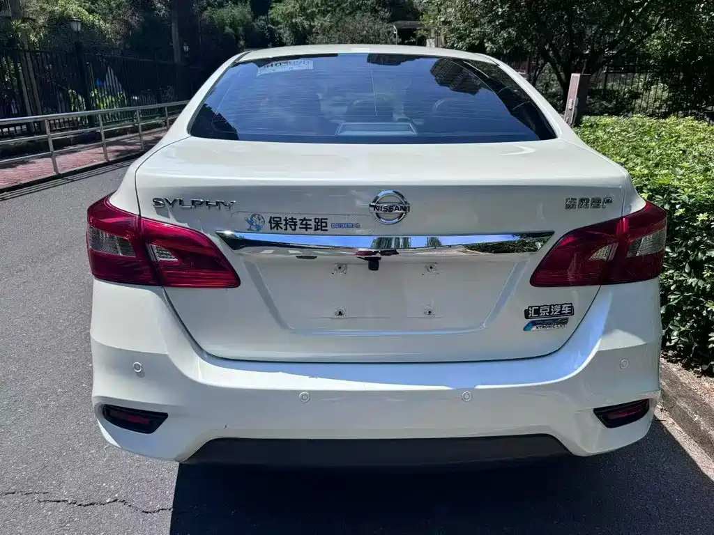 Nissan Sylphy — миниатюра 8