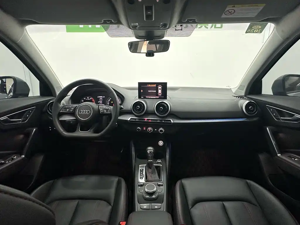 Audi Q2L — миниатюра 12