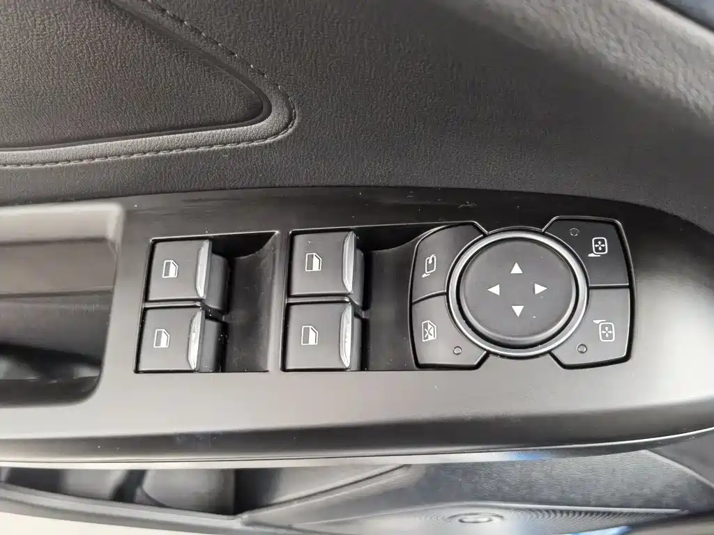 Ford Focus — миниатюра 9