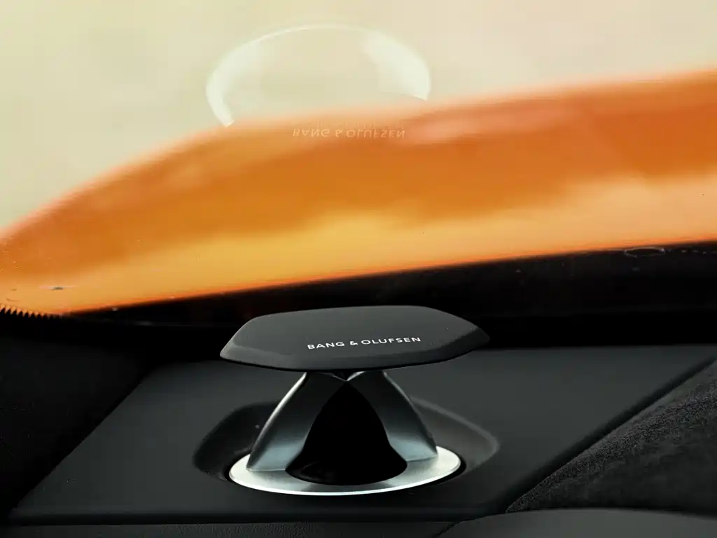 Lamborghini Urus — миниатюра 10