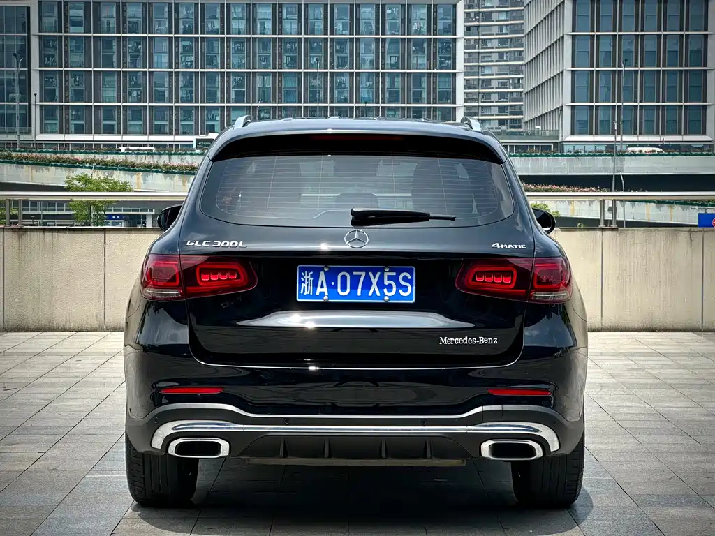 Mercedes-Benz GLC 2022 GLC 300 L 4MATIC Luxury
