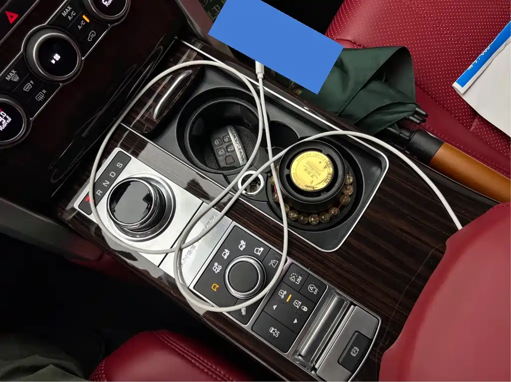 Land Rover Range Rover — миниатюра 14
