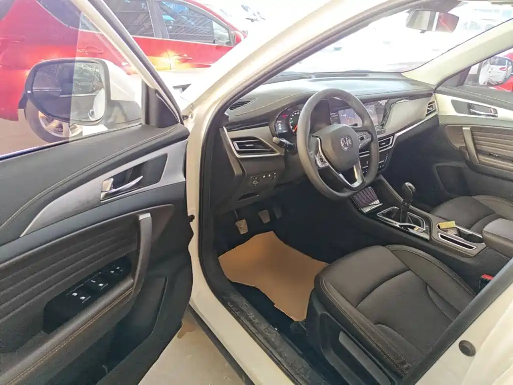 Changan CS35PLUS — миниатюра 16