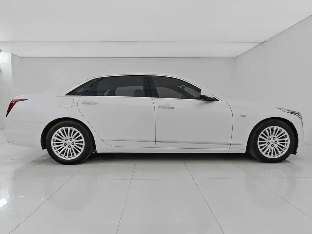 Cadillac CT6 — миниатюра 20