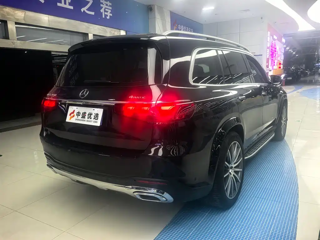 Mercedes-Benz GLS — миниатюра 8