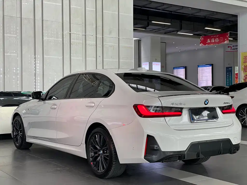 BMW 3 Series — миниатюра 13
