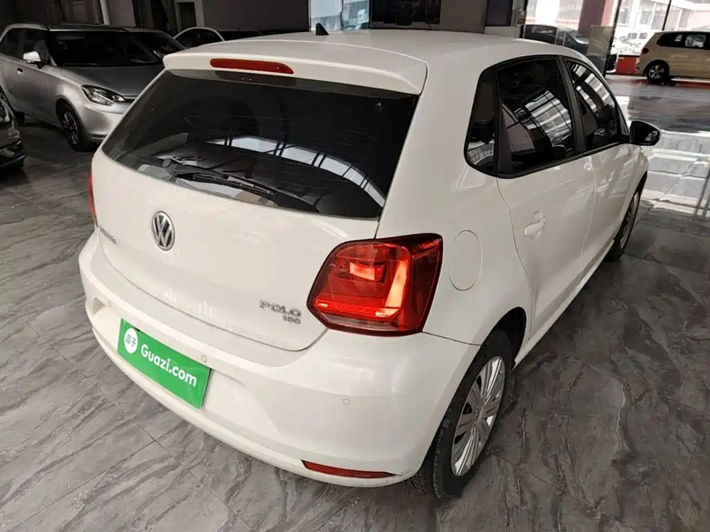 Volkswagen Polo — миниатюра 7