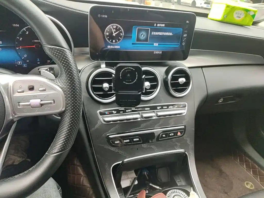 Mercedes-Benz C-Class — миниатюра 13