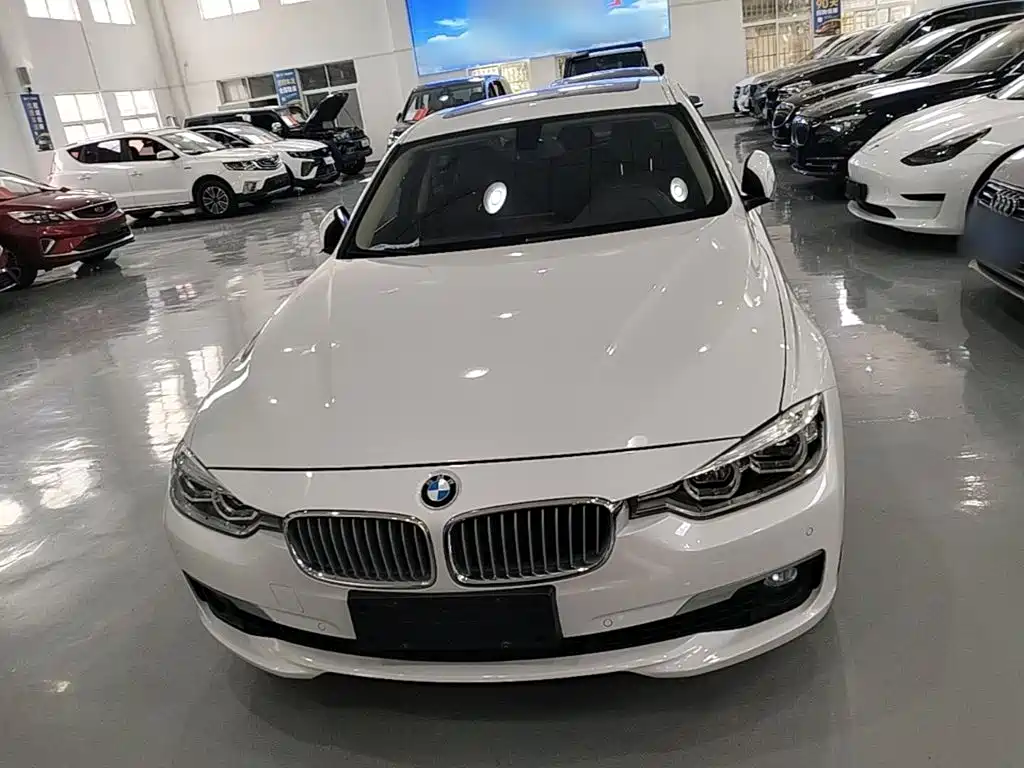 BMW 3 Series — миниатюра 3