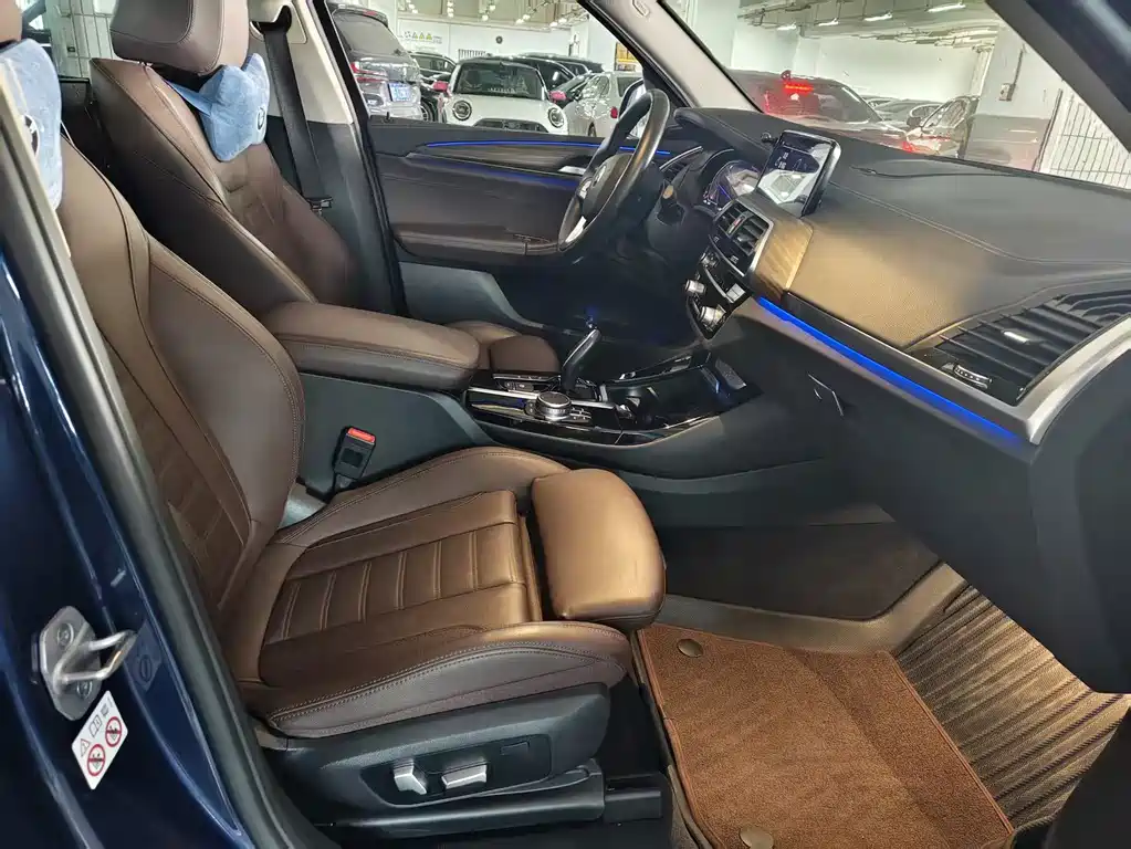 BMW X3 — миниатюра 9