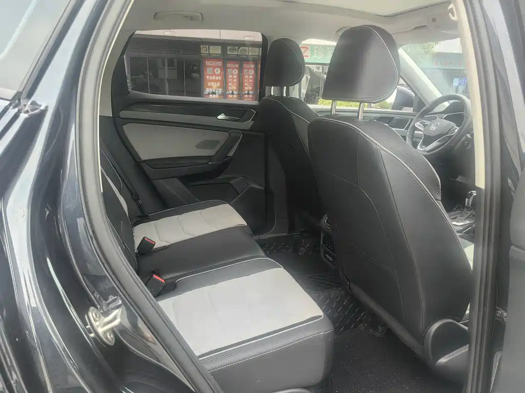 Volkswagen Tayron X 330TSI 2WD Premium High Energy Edition, фото 19