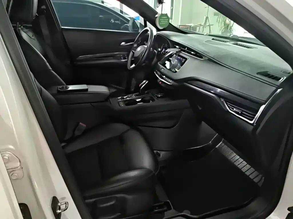 Cadillac XT4 — миниатюра 25
