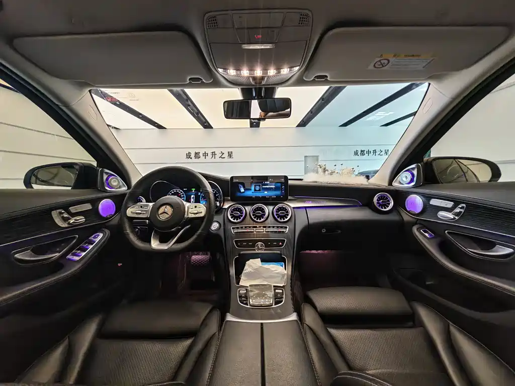 Mercedes-Benz C-Class — миниатюра 13
