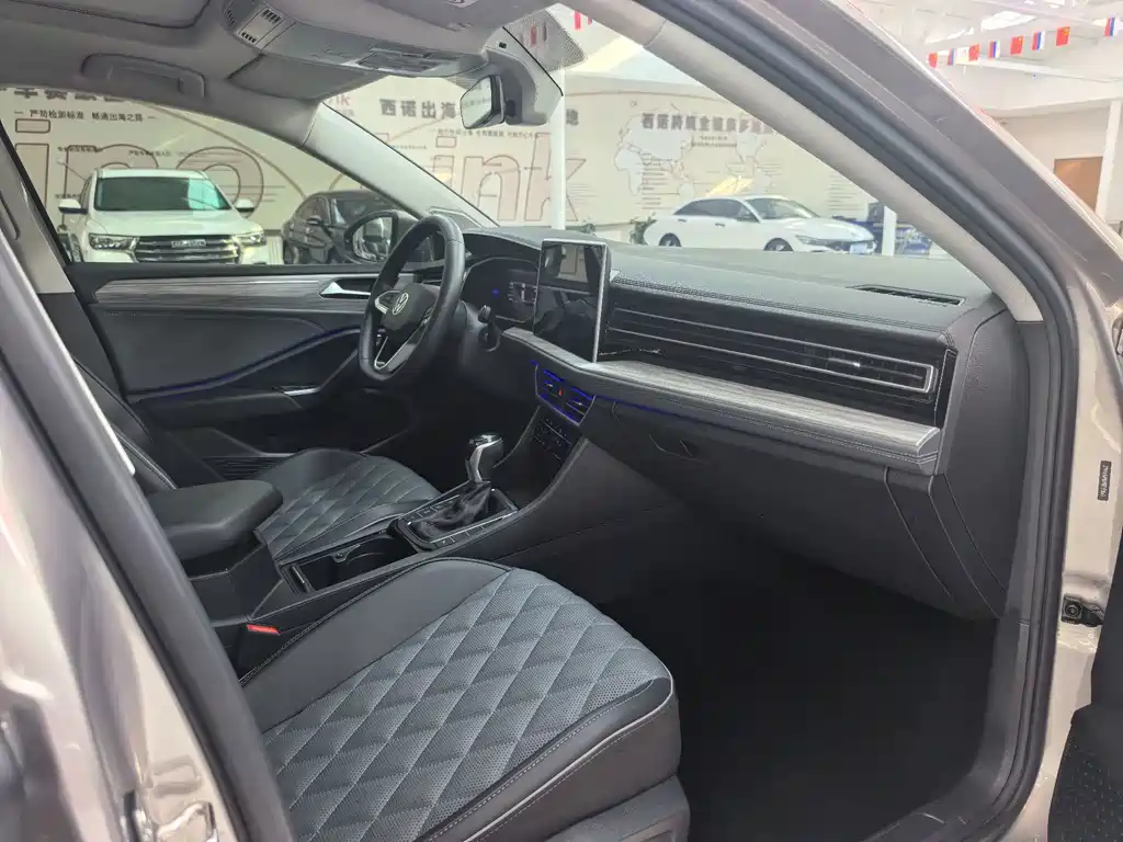 Volkswagen Sagitar — миниатюра 16