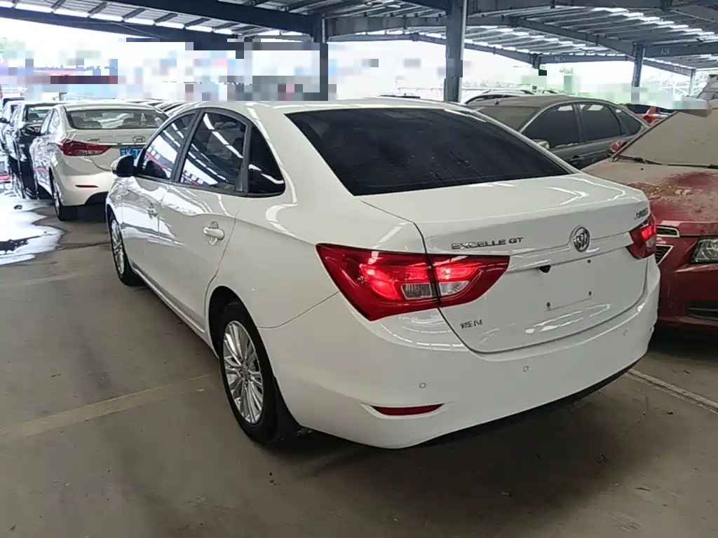 Buick Excelle — миниатюра 5