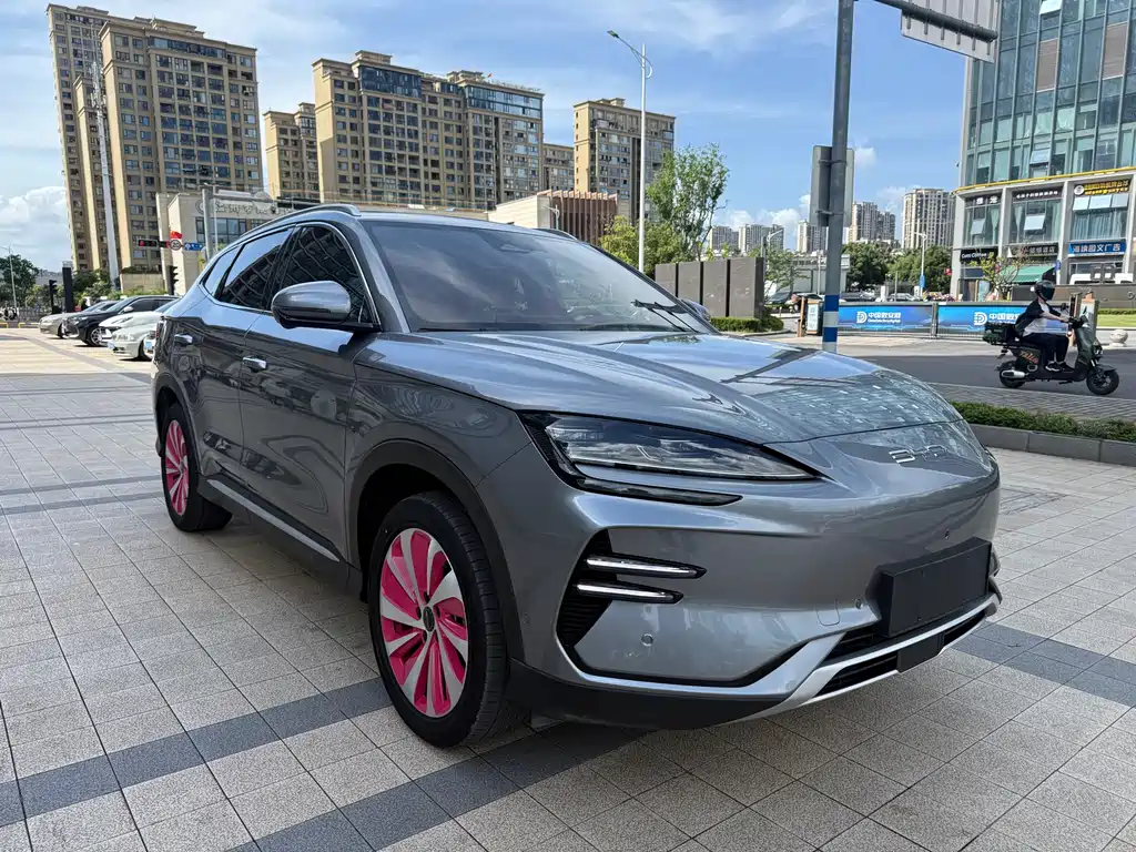BYD Song Plus PLUS 2023 Champion EV 605KM Flagship PLUS