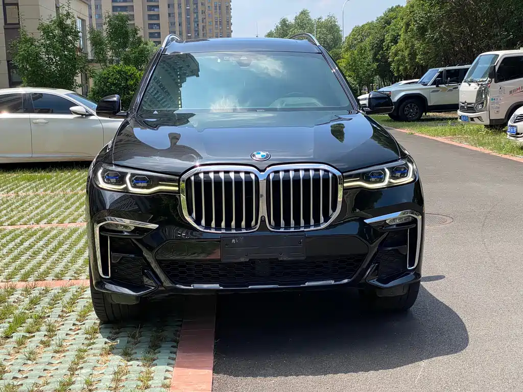 BMW X7 Facelift xDrive40i Premium Type M Sport Package, фото 2