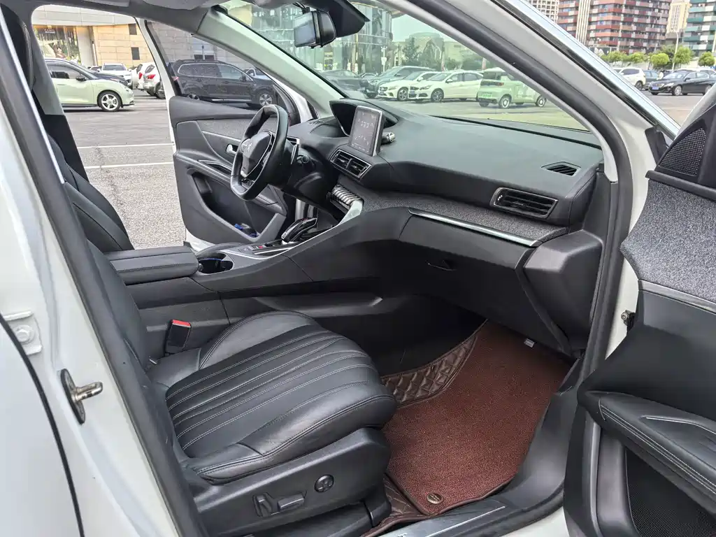 Peugeot 4008 — миниатюра 11
