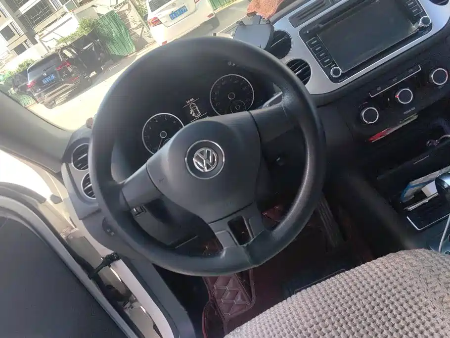 Volkswagen Tiguan — миниатюра 15