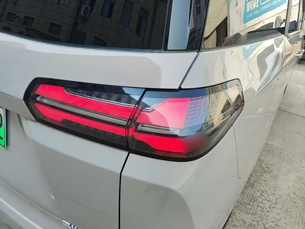 Wuling Xingguang 730 New Energy — миниатюра 8