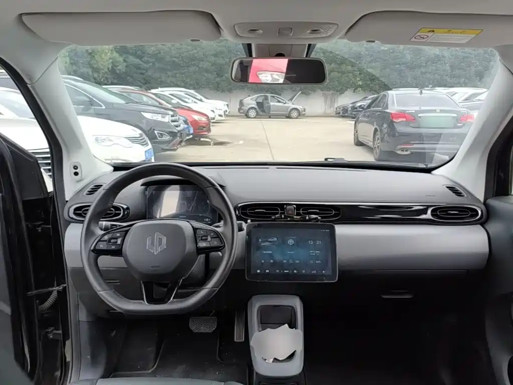 Leapmotor Leapmotor T03 — миниатюра 10