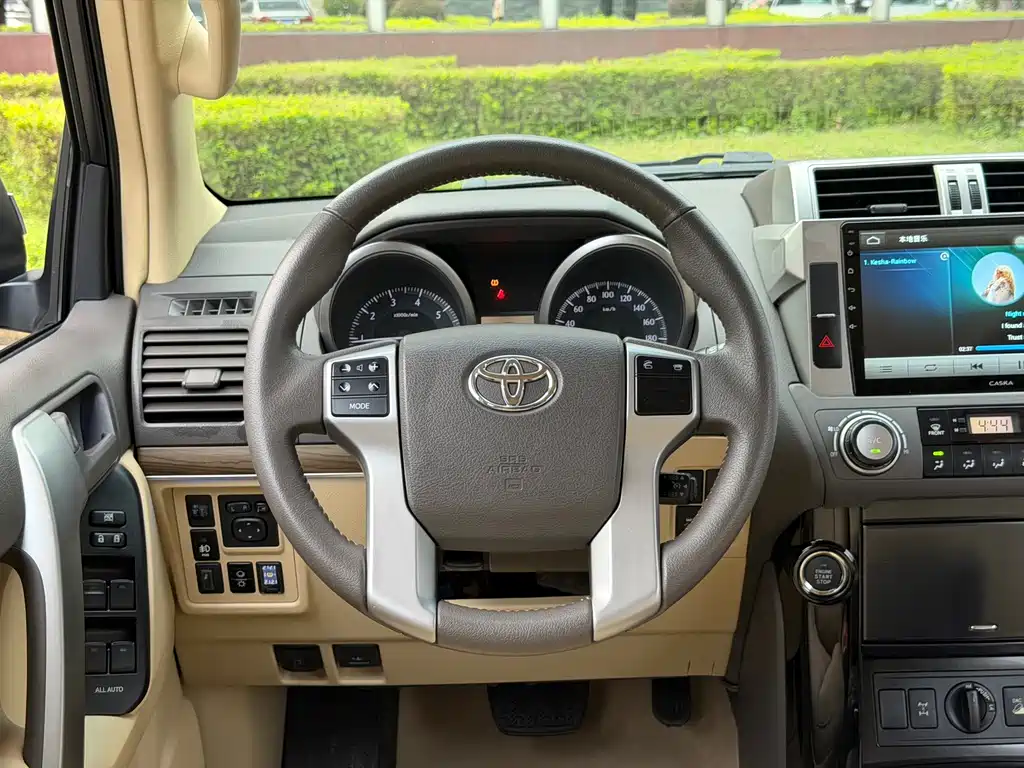 Toyota Prado (Import) — миниатюра 10
