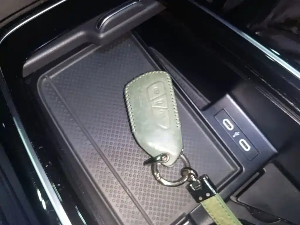 Volkswagen ID.4 X — миниатюра 9