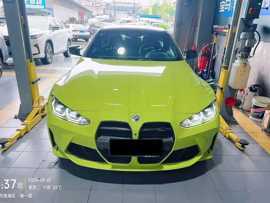 BMW M4 — миниатюра 2