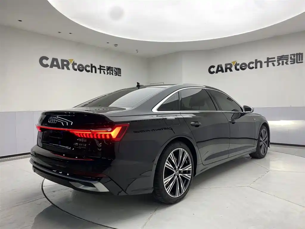 Audi A6L 2024 45 TFSI quattro Premium