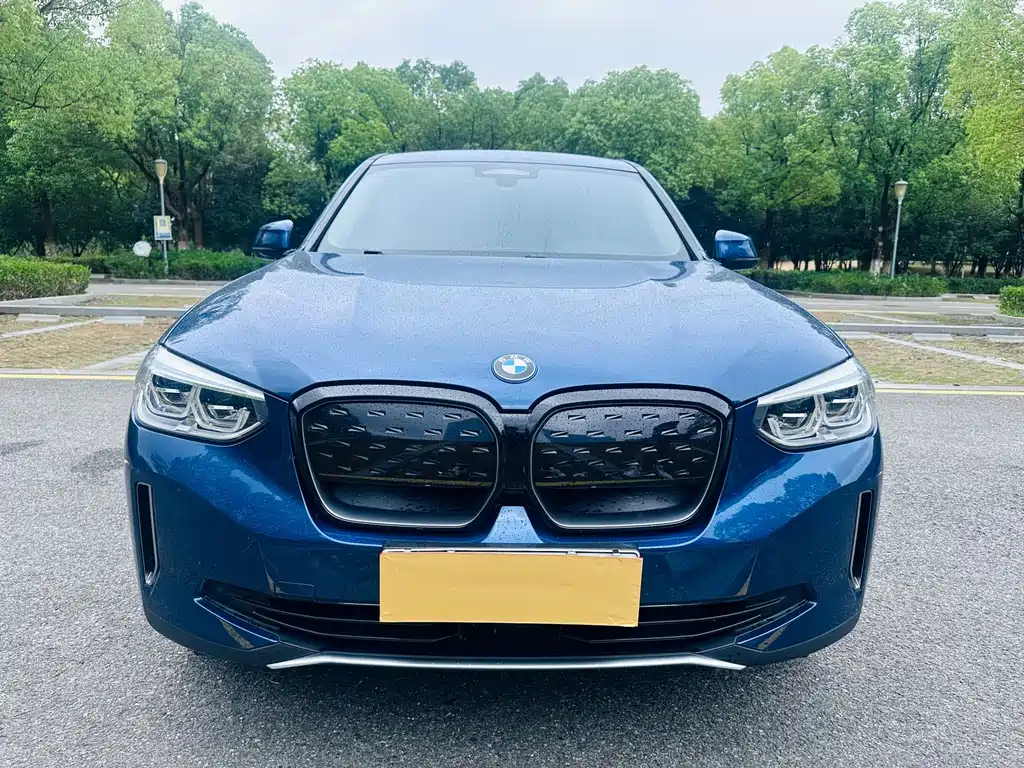 BMW iX3 — миниатюра 18