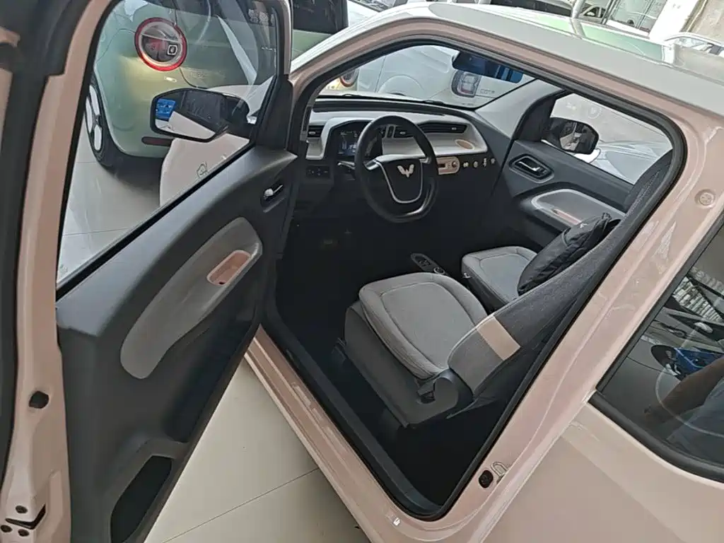 Wuling MINIEV — миниатюра 16