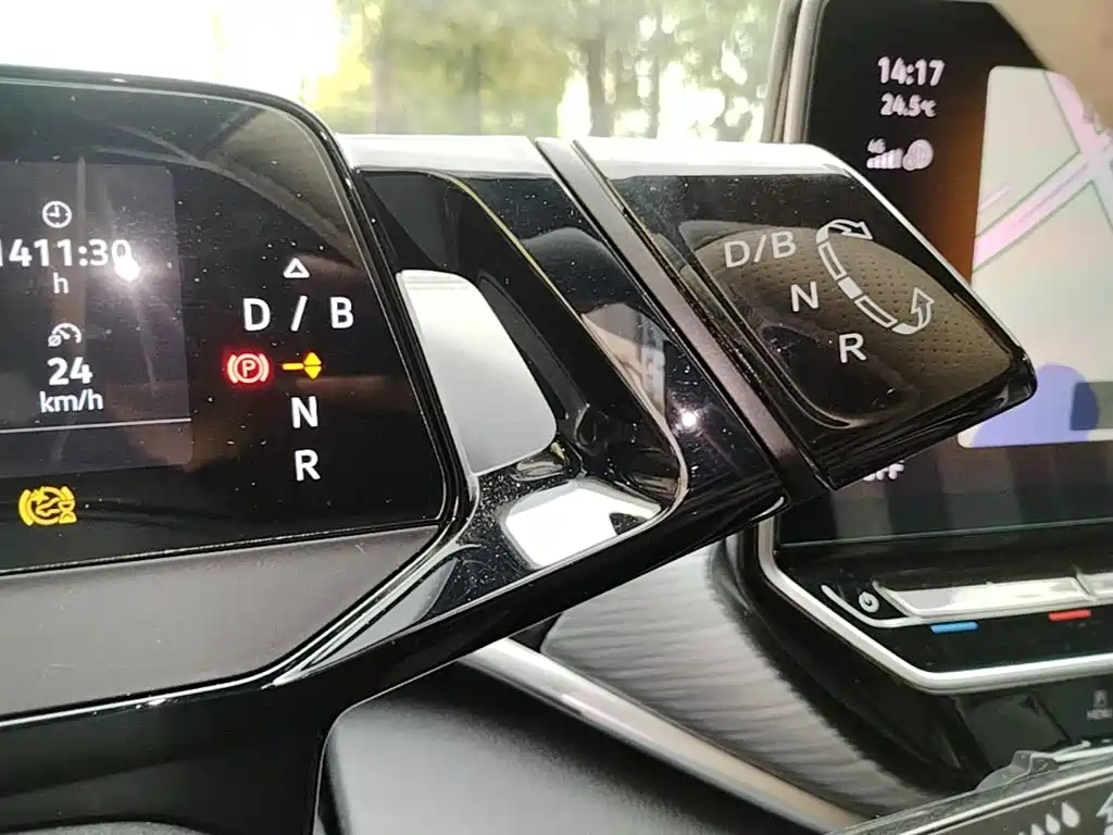 Volkswagen ID.4 Crozz — миниатюра 14