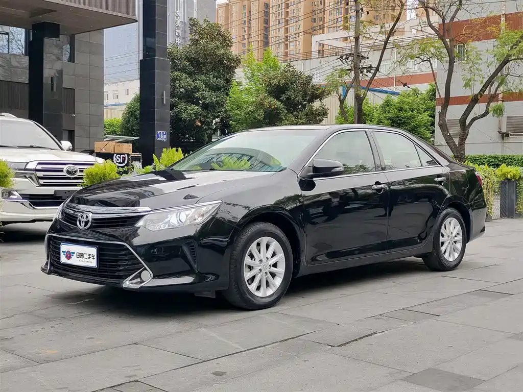 Toyota Camry 2017