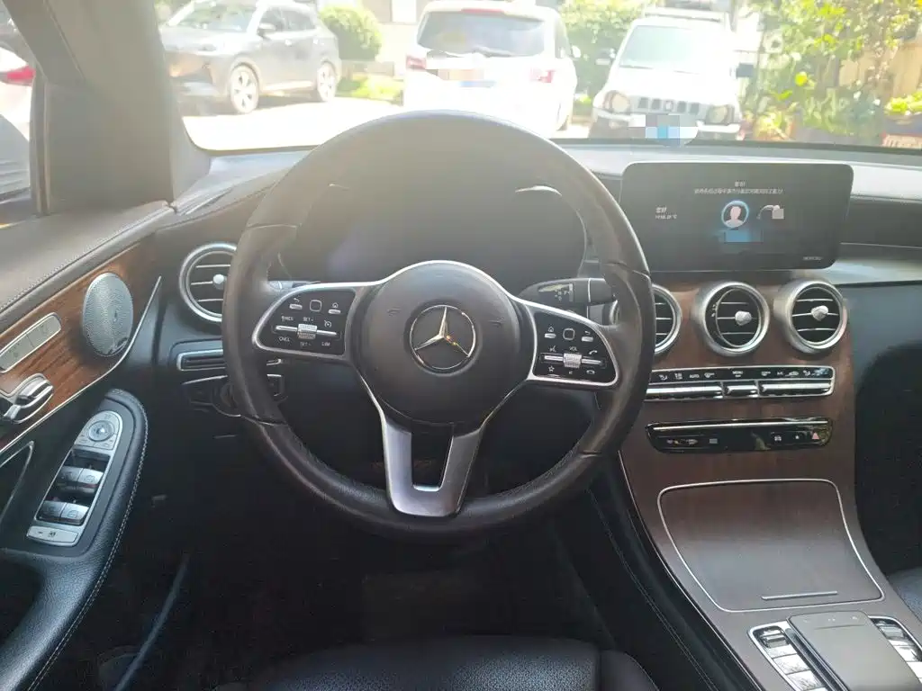 Mercedes-Benz GLC — миниатюра 6