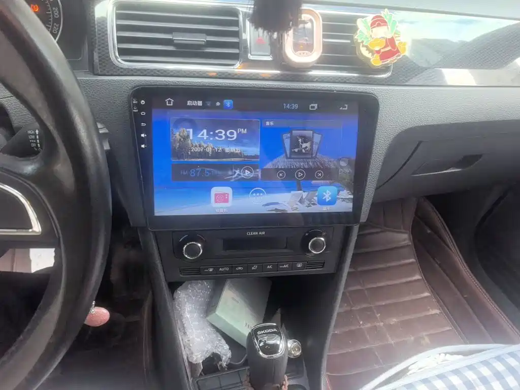 Skoda Rapid Spaceback — миниатюра 9