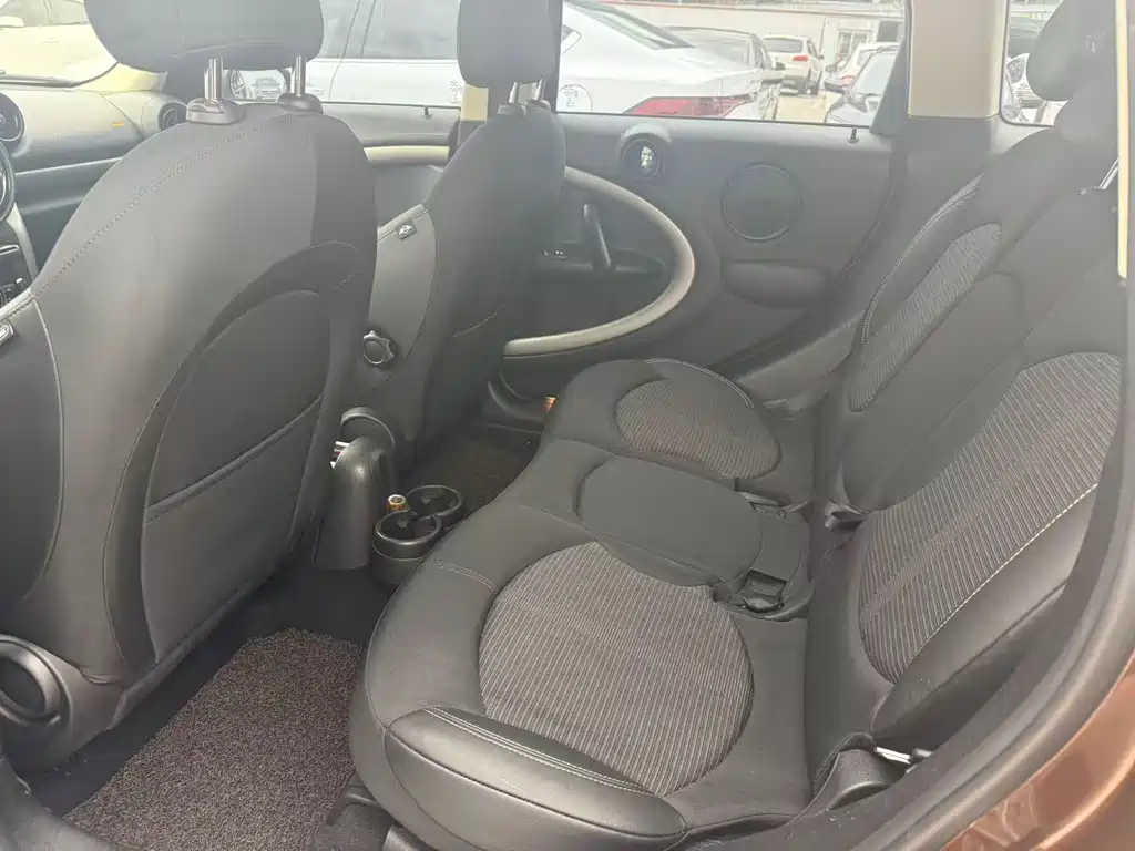 MINI Countryman 1.6L COOPER Fun, фото 7