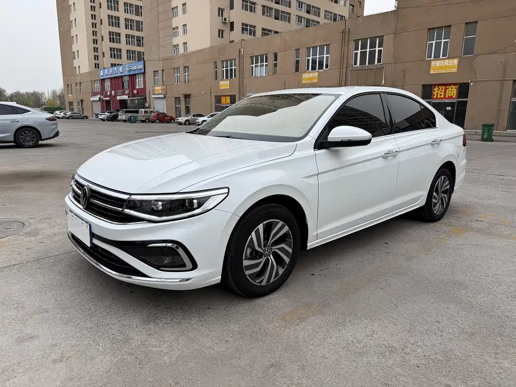 Volkswagen Bora 2024