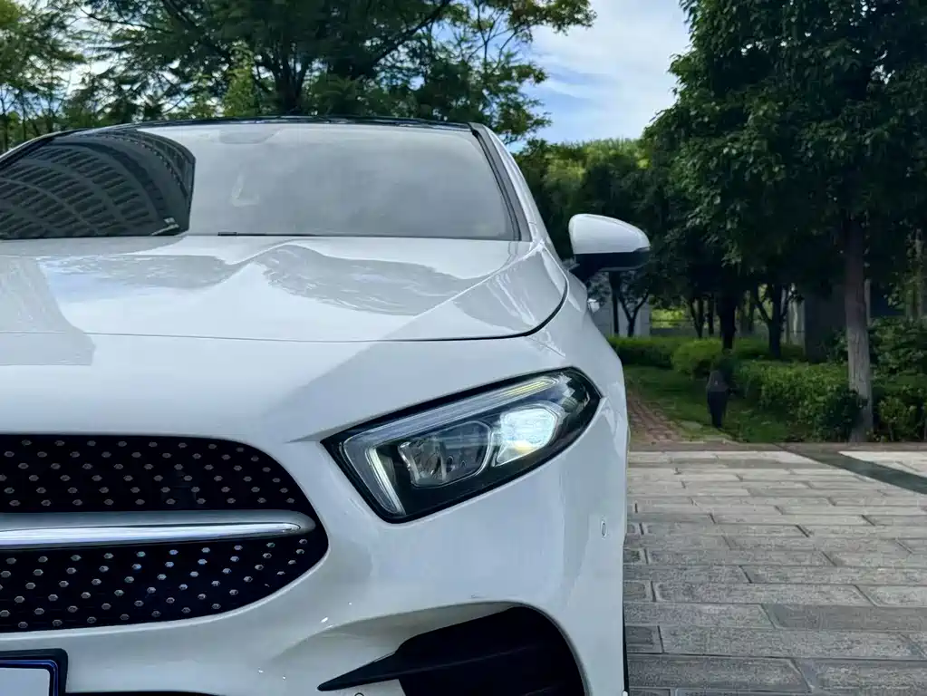Mercedes-Benz A-Class — миниатюра 11